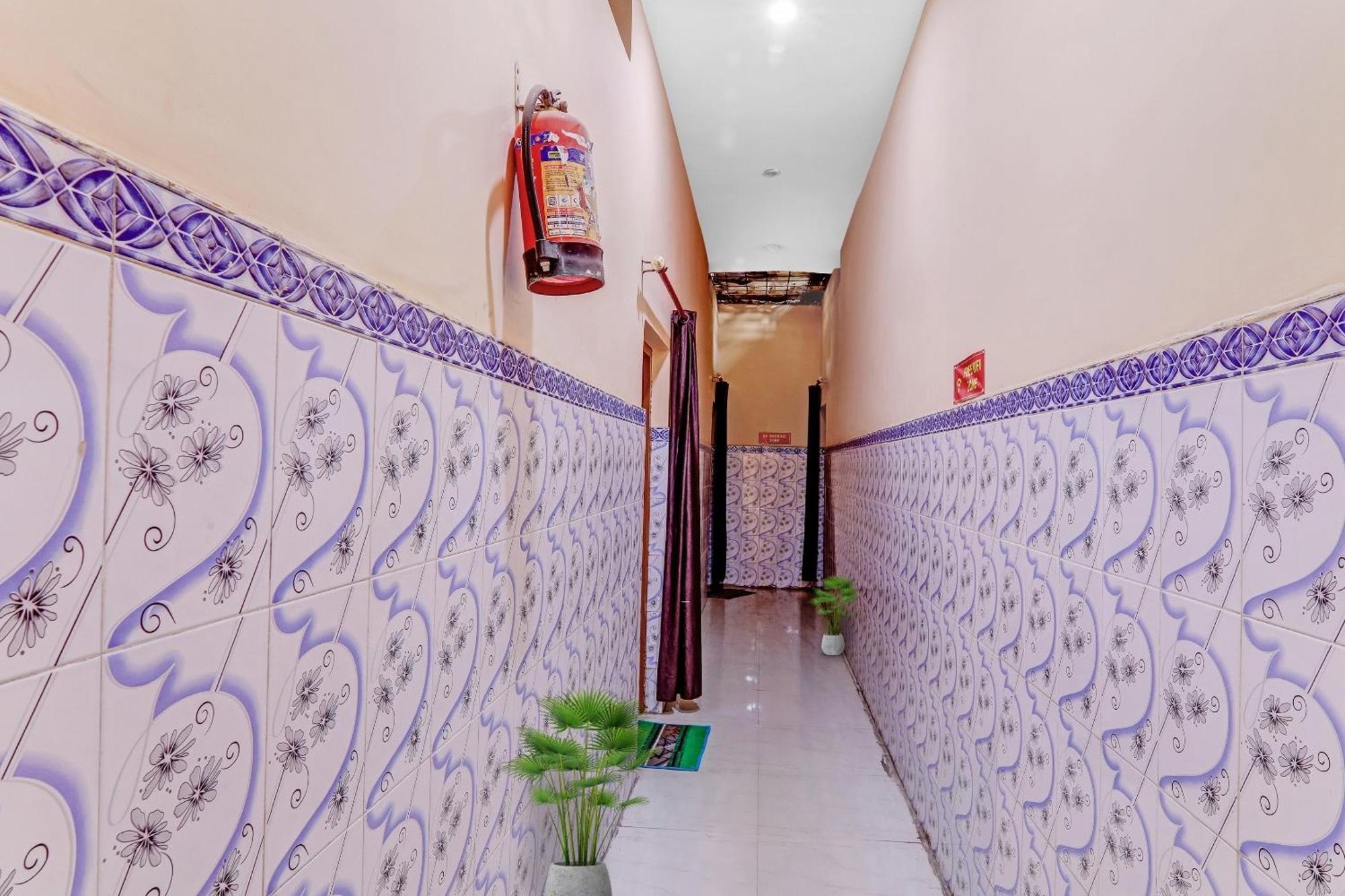 Flagship Hotel Suman Niwas Bijnaur Ngoại thất bức ảnh