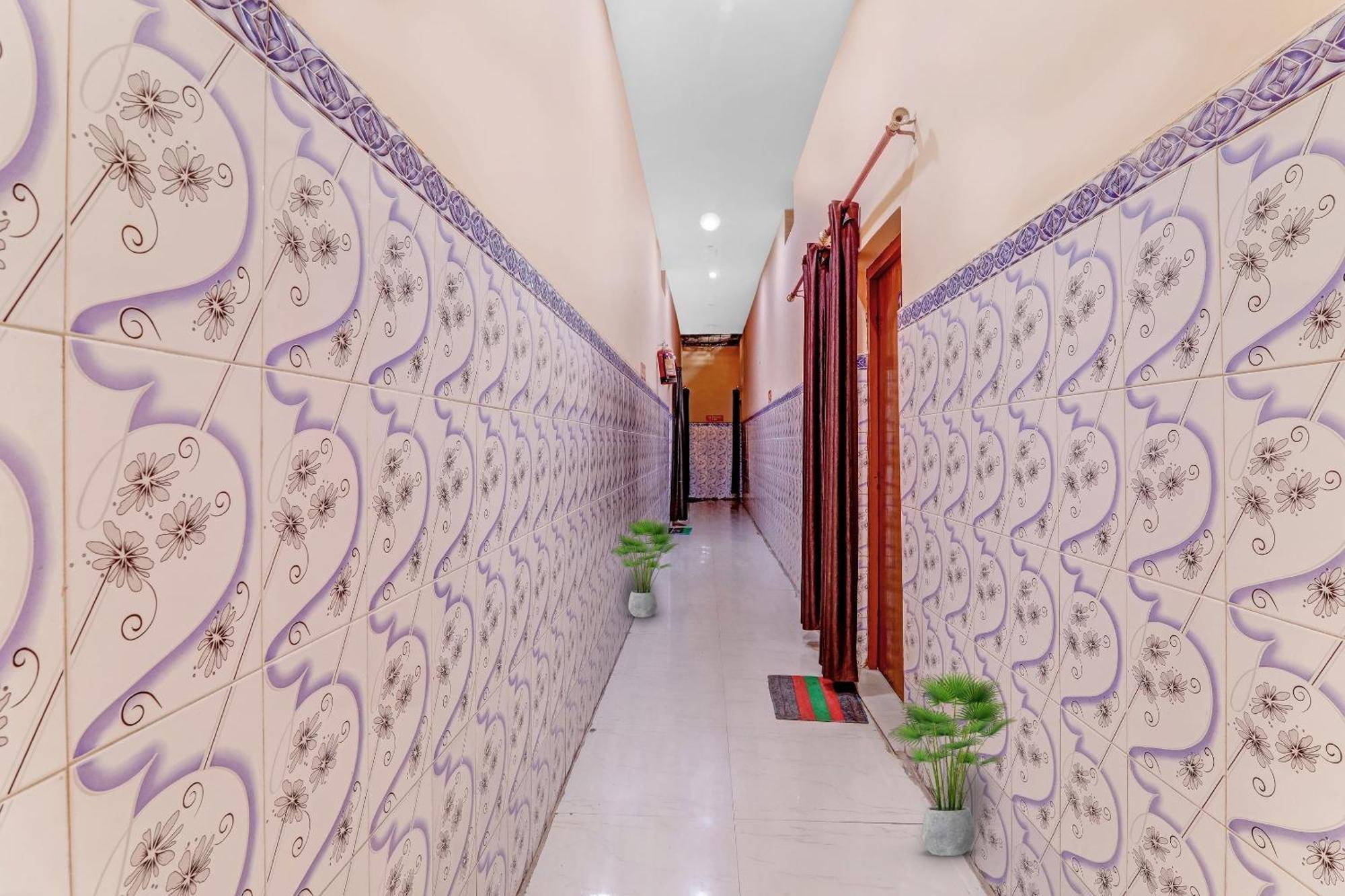 Flagship Hotel Suman Niwas Bijnaur Ngoại thất bức ảnh